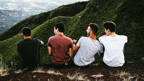 Los adolescentes modernos no beben ni tienen citas: ¿qué les está pasando?