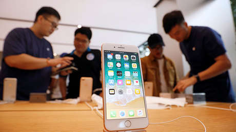 Sorpresa desagradable: el iPhone 8 sale a la venta con un problema en su función más básica (VIDEO)