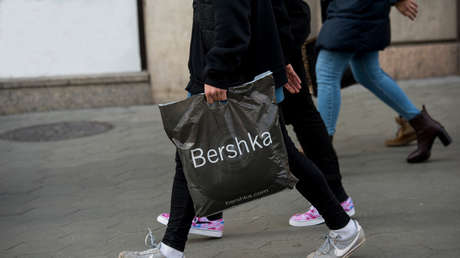 Insensible: Boutique española ambienta con escombros sus escaparates en México (FOTOS)