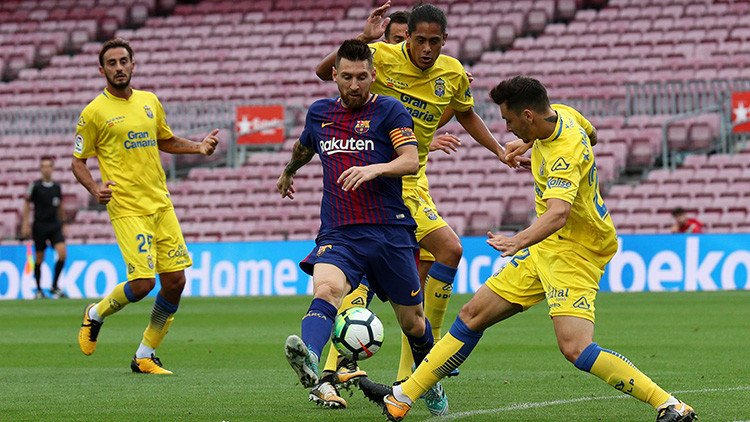 El Barça vence a Las Palmas en un partido a puertas cerradas en medio de la violencia en Cataluña