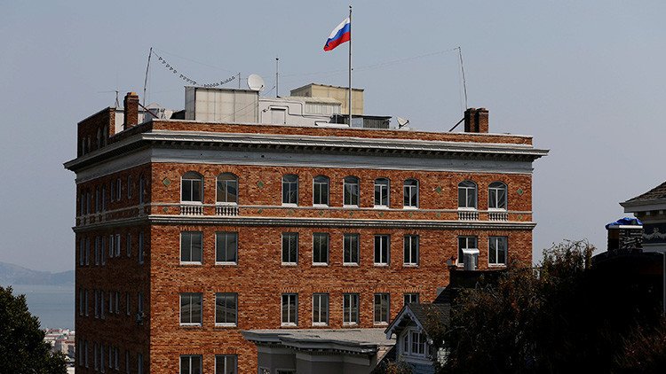 "Un acto sin precedentes": EE.UU. 'ocupa' la propiedad diplomática de Rusia en San Francisco