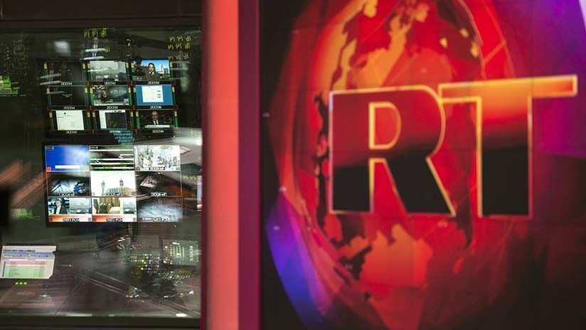 Moscú responderá con contramedidas si EE.UU. sigue creando "condiciones insoportables" para RT