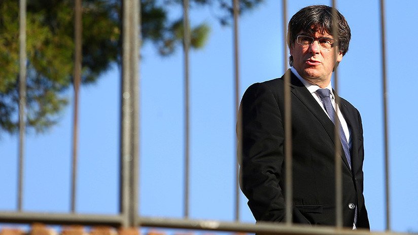 Madrid responde: Puigdemont tiene la "obligación" de aclarar si declaró la independencia de Cataluña