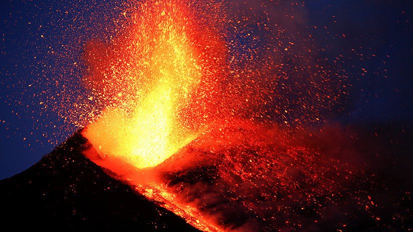 Terremotos en las Islas Canarias amenazan con un megatsunami en el océano Atlántico