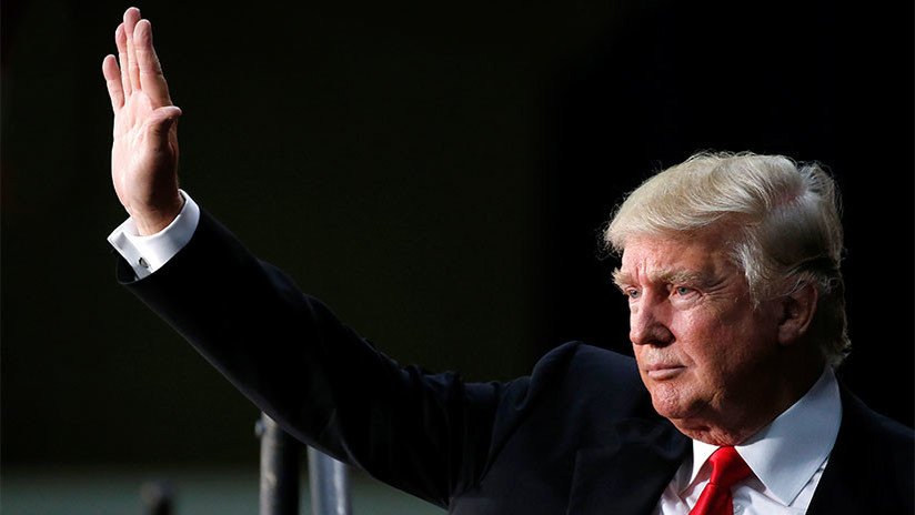 'The New York Times' compara a Trump con Hitler y genera una ola de memes