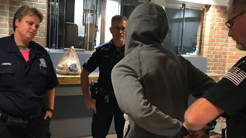 Fugitivo pide que un 'post' en Facebook sea compartido 1.000 veces para entregarse (y cumple)