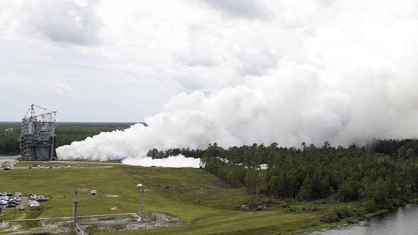 VIDEO: La NASA prueba el motor que llevará al hombre a Marte
