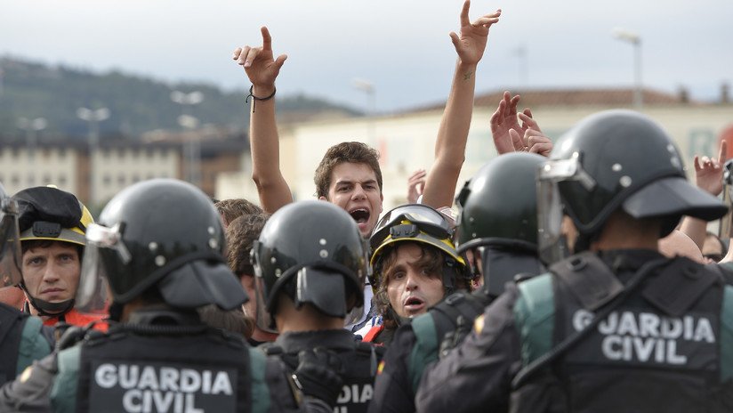  "La declaración de la independencia de Cataluña puede provocar el uso de la fuerza"