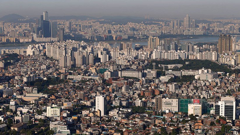 Pionyang 'bombardea' Seúl con panfletos de propaganda llamando "enfermo mental" a Trump