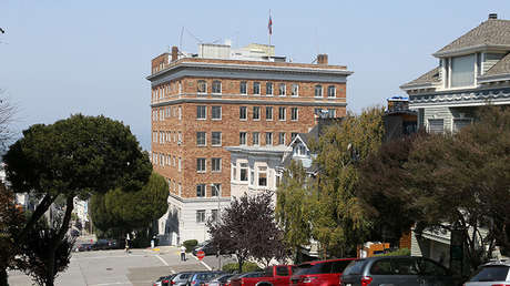 VIDEO: EE.UU. "sigue practicando la intrusión ilegal" en el consulado ruso en San Francisco