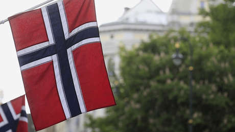 FOTO: El gesto de un anciano de origen español contra pro-nazis en Noruega se haсe viral