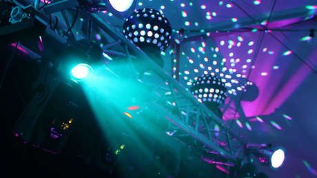 "Y ahora quiero mis 12 centavos": La encuentran 30 años después para devolverle su monedero