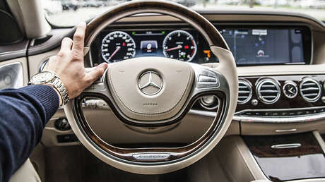 España: dimite el funcionario que gastó 25.000 euros en alquiler de coches de alta gama