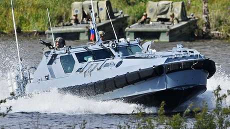 Veloz y sigilosa: Rusia presenta una nueva lancha de desembarco blindada (VIDEO)