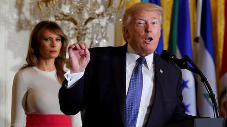 VIDEO: Trump protagoniza un nuevo desaguisado al bromear sobre "Puetto Rico" con acento antillano