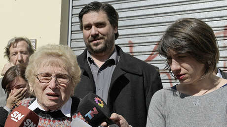 "Nací en cautiverio, como un animal de zoo": Un argentino relata el horror de las desapariciones