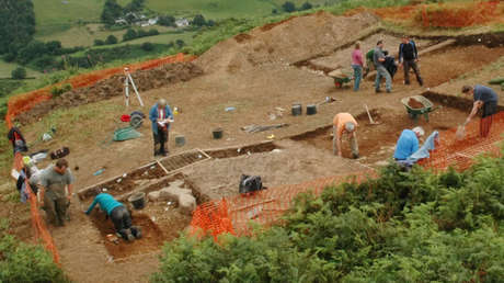 Hallan misteriosas herramientas de piedra en un yacimiento de la Edad del Bronce