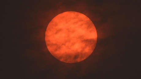 "¡Se acerca el apocalipsis!": El cielo del Reino Unido se volvió rojo (FOTOS)