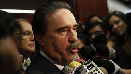 Al golf en helicóptero: El lujoso "arribo" de un senador causa revuelo en México