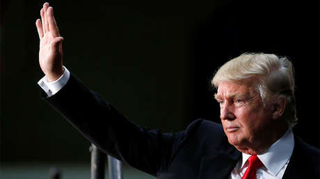 'The New York Times' compara a Trump con Hitler y genera una ola de memes