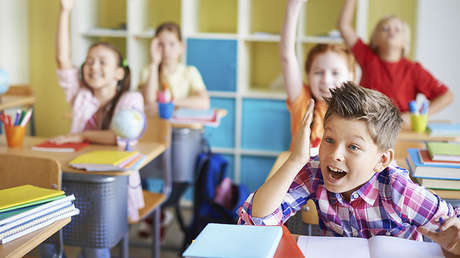 Por qué se hizo viral esta ingeniosa respuesta de un niño en un ejercicio de matemáticas