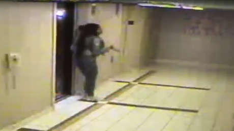 Publican fotos de la joven que apareció muerta en un congelador y las incógnitas aumentan