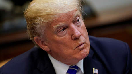 Chomsky: "Trump ha puesto el Reloj del Juicio Final cerca de la medianoche"