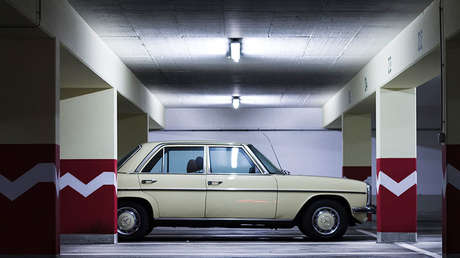 Aparcar así es fácil, pero no para ella: Su estilo épico logra 11 millones de reproducciones (VIDEO)