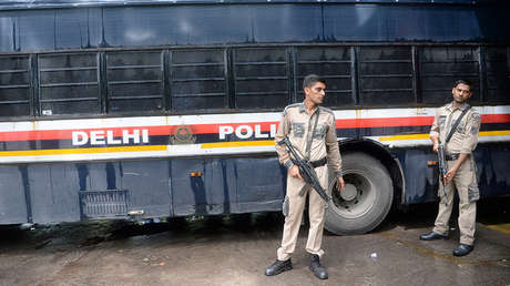 VIDEO: Pandilleros se pelean con machetes en un hospital de la India