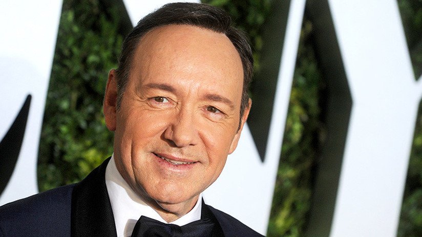 El hermano de Kevin Spacey revela que fue violado por su "padre nazi"