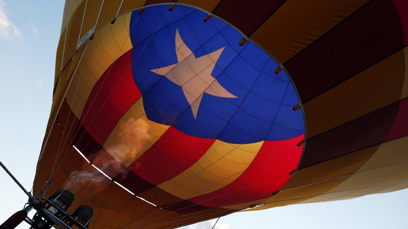 Puigdemont acusa a España de "criminalizar a personas que promueven ideas políticas"