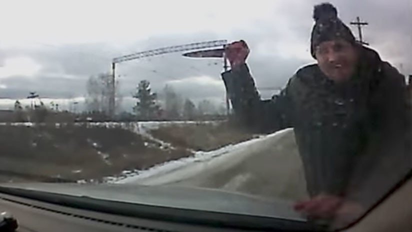 "Le sacó un ojo y le cortó un pecho": un enfermo mental mata a dos mujeres en Rusia (VIDEO 18+)