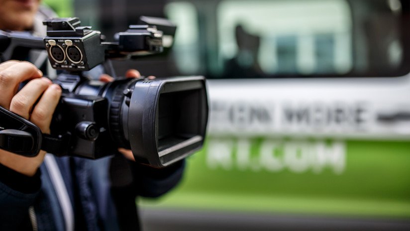 "En nombre de la libertad de expresión, el Congreso de EE.UU. piensa prohibir a RT hacer publicidad"