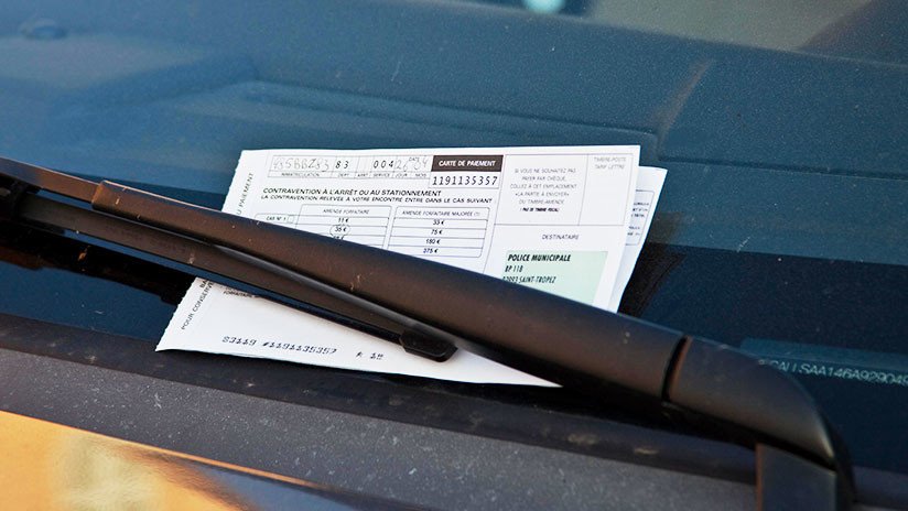 Nueva York devuelve 18 millones de dólares a conductores multados por un error en una cifra