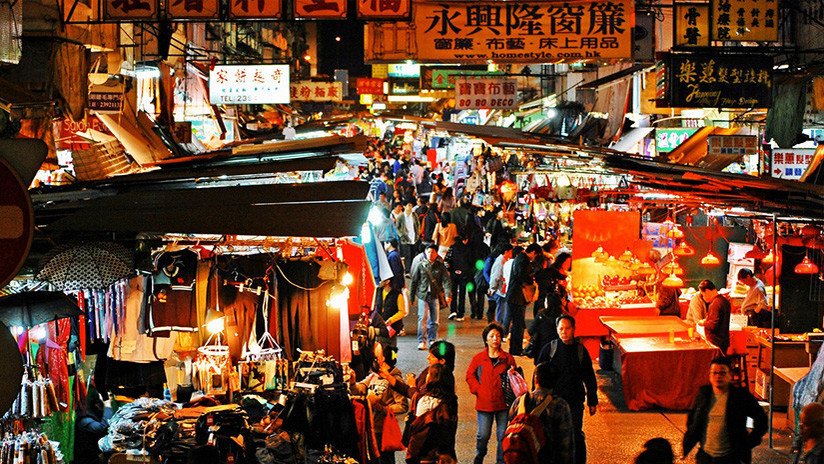 Padre salva a su hijo secuestrado hace 9 meses tras toparse con él al ir de compras (IMÁGENES)