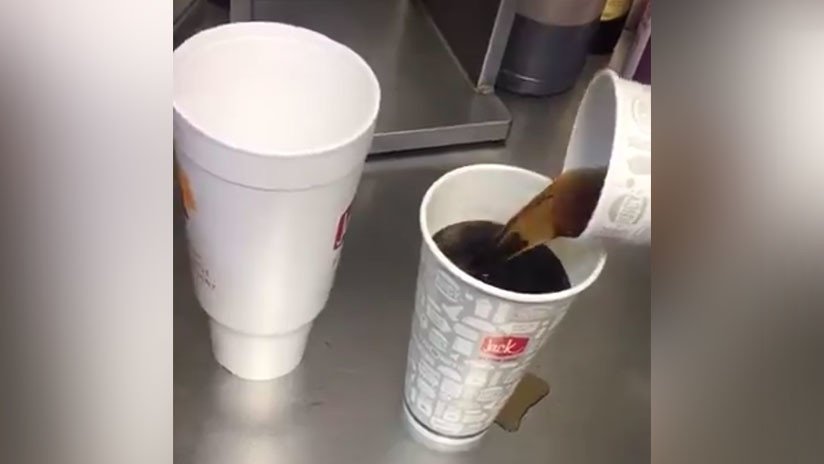 Una ilusión óptica con vasos deja boquiabiertas a las redes sociales (VIDEOS)