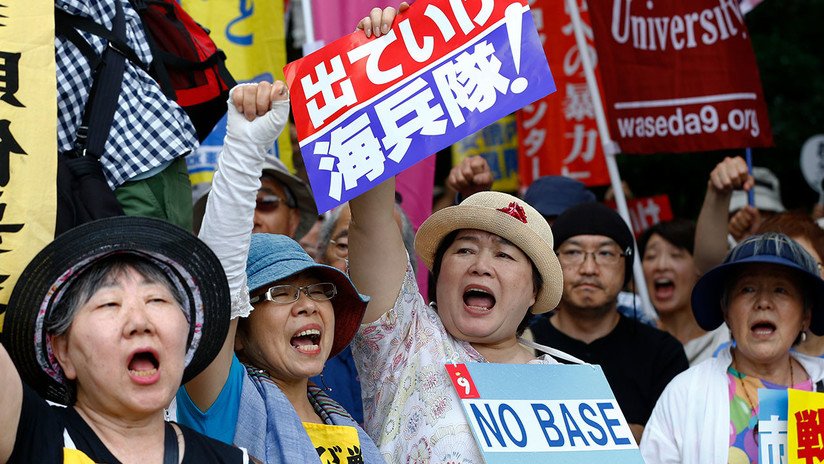 Atacan vehículos y propiedades de militares de EE.UU. tras la muerte de un habitante de Okinawa