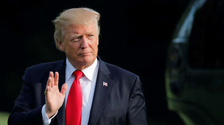 Trump anula el decreto que permitía a los consumidores demandar a los bancos