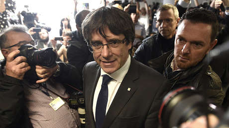 Puigdemont: "Como presidente legítimo, exijo la liberación de los consejeros"