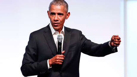 Obama se presenta para servir como jurado en un tribunal pero no es seleccionado