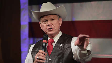 Candidato republicano al Senado de EE.UU. es acusado de acosar sexualmente a una menor de 14 años