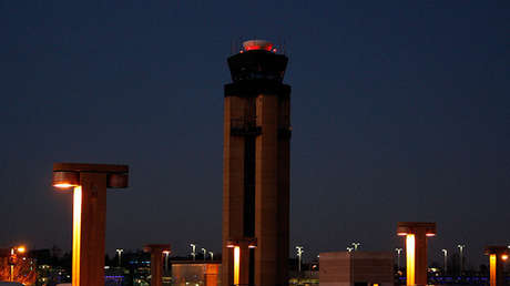 Arrestan en EE.UU. a un controlador aéreo por poseer "armas de destrucción masiva"