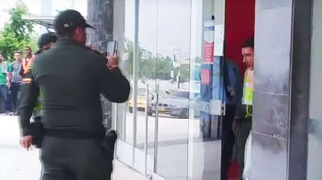 'Ladrón sexy': El asaltante de un banco colombiano se gana el corazón del público