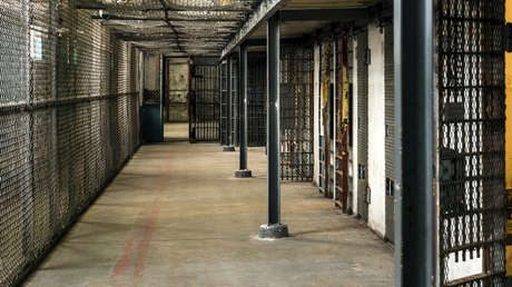 EE.UU.: Liberan a un hombre que pasó 46 años en prisión por error