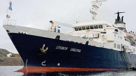 Un 'barco fantasma' infestado de ratas caníbales aparece en una playa de California