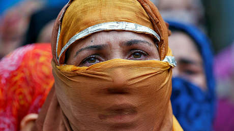 Un indio ataca a su esposa con ácido por querer trabajar (FOTO)