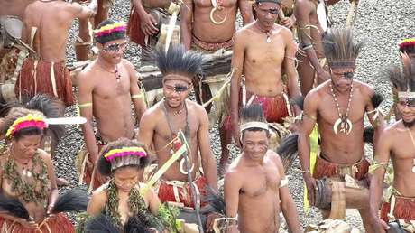 "Es responsable de todo lo malo": torturan con cuchillos calientes a una niña de seis años