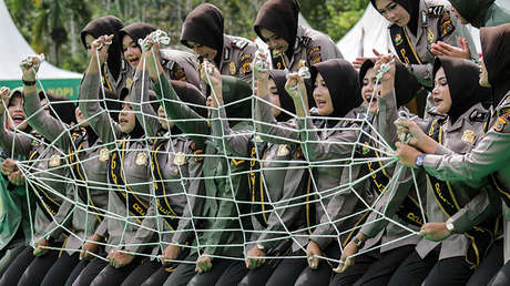 Exhortan a Indonesia a dejar de practicar "pruebas de virginidad" a las aspirantes a oficiales