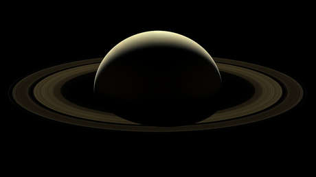 La NASA se despide de Saturno y divulga nueva e impresionante fotografía