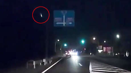 Deslumbrante "bola de fuego" ilumina el cielo de Japón (VIDEOS)